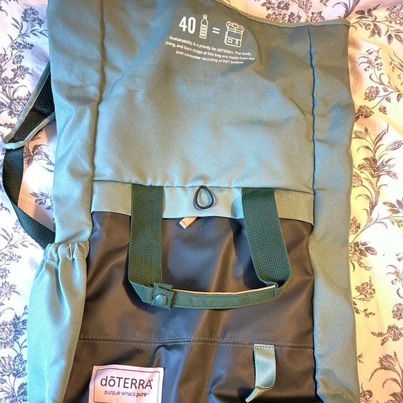Doterra backpack - Picture 2 of 4